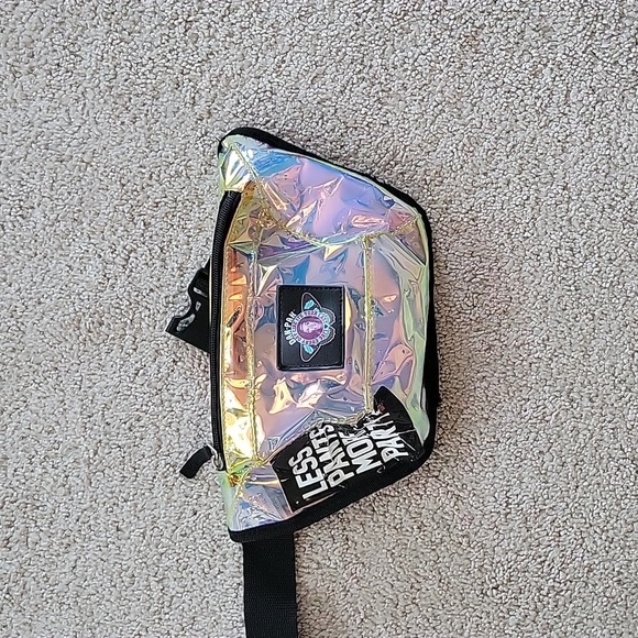 Iridescent fanny pack - Picture 1 of 5